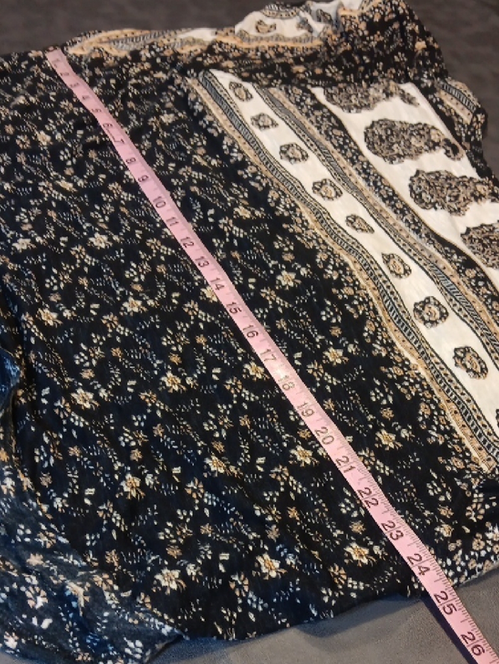 Free People Navy Paisley Border Print Short Sleeve Blouse - Picture 11 of 13